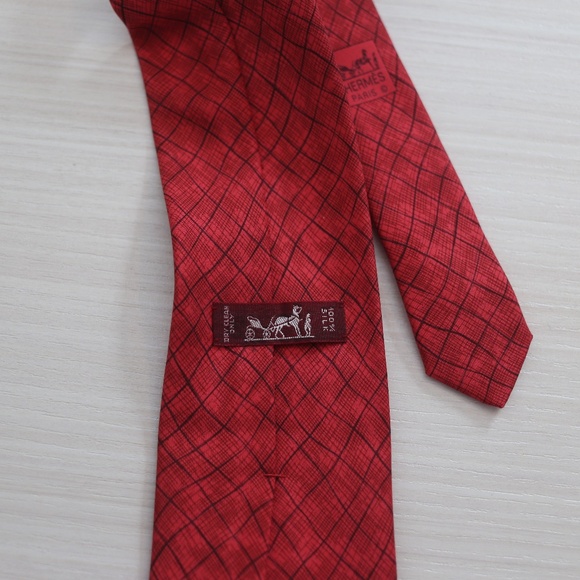 Hermes Red silk tie - Picture 1 of 4
